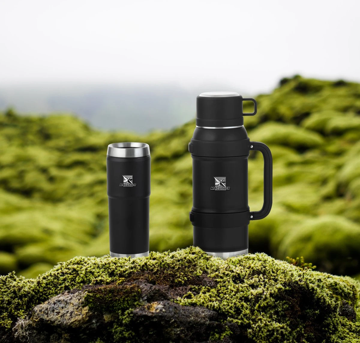 MacGyver RVS Thermoskan 1.5 Ltr – RVS Thermosbeker 0,55 Ltr - Langdurig Warm/koud - Zwart 7 MacGyver RVS Thermoskan 1.5 Ltr – RVS Thermosbeker 0,55 Ltr - Langdurig Warm/koud - Zwart - Afbeelding 7