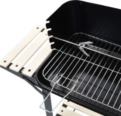 Verrijdbare Barbecue – Houtskool/Briketten - Verstelbare Grillplaat – Houten Tafel – Winscherm – Gewicht 5.9kg -Babyproducten 1200x1158 1