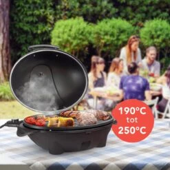 KitchenBrothers Elektrische BBQ - Met Grillplaat - Anti-aanbaklaag - Incl. Plank/Houders - Grilloppervlak 46,5x33,8cm - Tot 300°C - 2400W - Zwart -Babyproducten 1200x1200 939