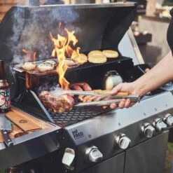 Burnhard Gas BBQ Big FRED Deluxe - 4 Branders - Incl. Keramische Infraroodbrander & Afdekhoes - Deluxe 23 Burnhard Gas BBQ Big FRED Deluxe - 4 Branders - Incl. Keramische Infraroodbrander & Afdekhoes - Deluxe -Babyproducten 1200x1200 948