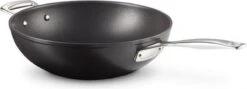 LE CREUSET - Les Forgees - Wokpan 30cm -Babyproducten 1200x433