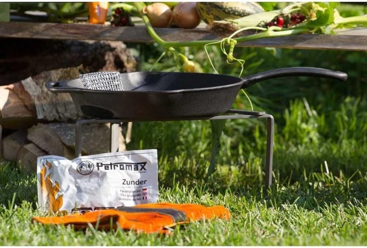 Petromax Skillet - Gietijzer - Koekenpan Met Steel En Handgreep - ø35cm Fp35t 7 Petromax Skillet - Gietijzer - Koekenpan Met Steel En Handgreep - ø35cm Fp35t - Afbeelding 7