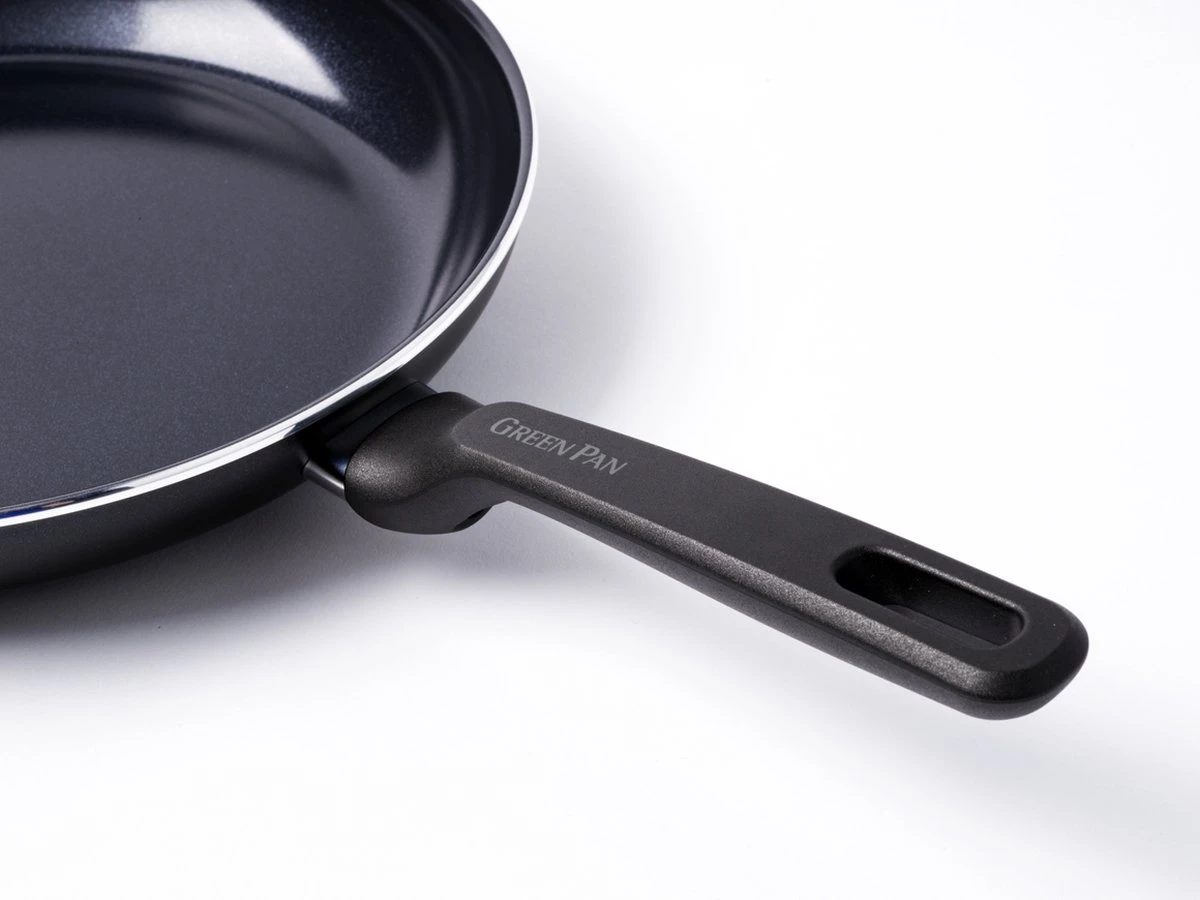 GreenPan Memphis Koekenpannenset - 3-delig - Zwart - Inductie - PFAS-vrij 4 GreenPan Memphis Koekenpannenset - 3-delig - Zwart - Inductie - PFAS-vrij - Afbeelding 4