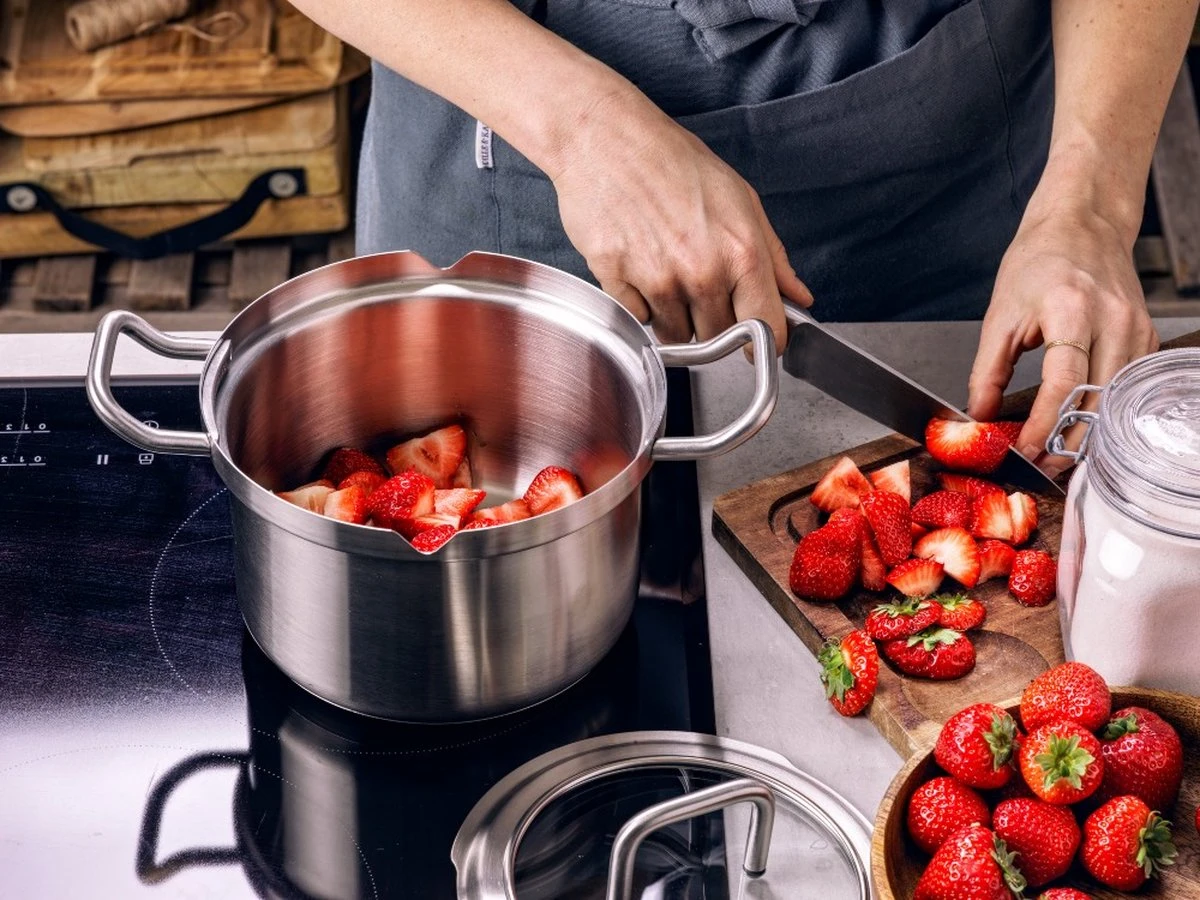 BK Q-linair Master Glas Pannenset - 5-delig - Glazen Deksel - Veilig Afgietsysteem - Inductie 15 BK Q-linair Master Glas Pannenset - 5-delig - Glazen Deksel - Veilig Afgietsysteem - Inductie - Afbeelding 15