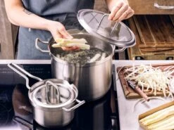 BK Q-linair Master Glas Pannenset - 5-delig - Glazen Deksel - Veilig Afgietsysteem - Inductie 35 BK Q-linair Master Glas Pannenset - 5-delig - Glazen Deksel - Veilig Afgietsysteem - Inductie -Babyproducten 1200x900 20