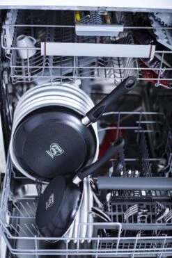 GreenChef Diamond Inductie Hapjespan - Ø28 Cm - Keramisch - PFAS-vrij 7 GreenChef Diamond Inductie Hapjespan - Ø28 Cm - Keramisch - PFAS-vrij -Babyproducten 800x1200 8