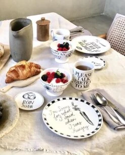 Blond Amsterdam - X Noir - Bord - I Licked - Ø 22 Cm -Babyproducten 972x1200 1